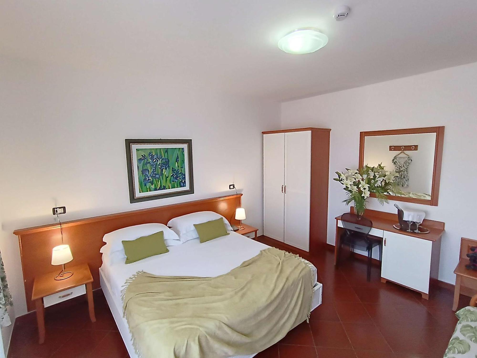 Best Western Hotel Martello LMP Buitenkant foto