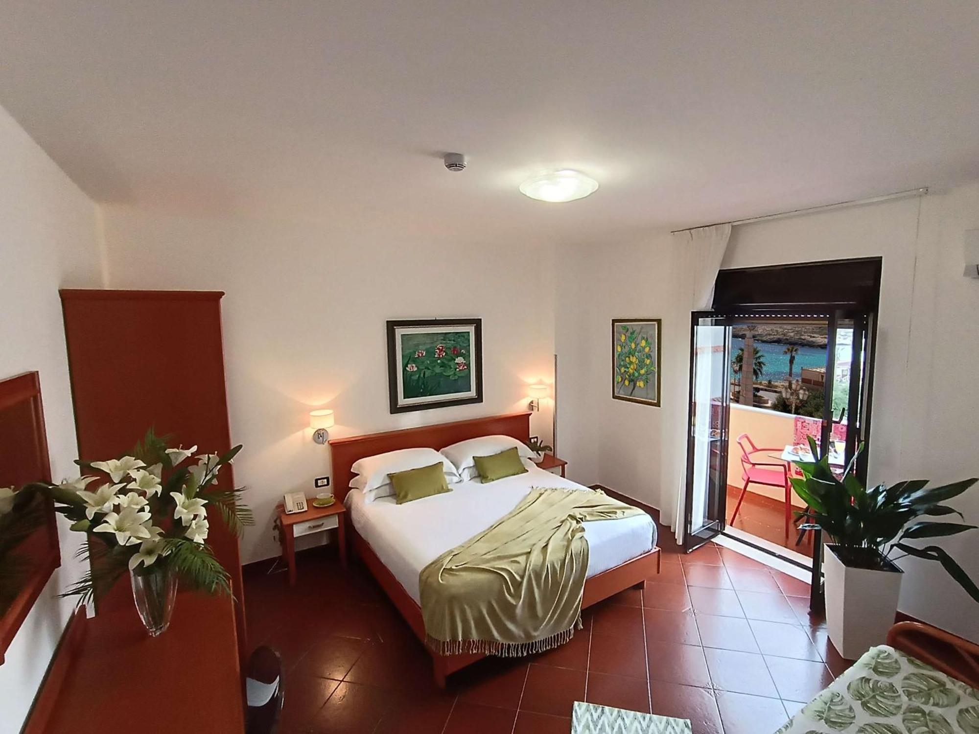 Best Western Hotel Martello LMP Buitenkant foto